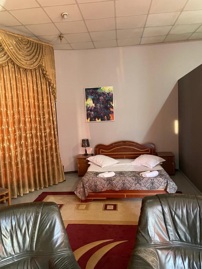 Hotel Era Tiflis Dış mekan fotoğraf